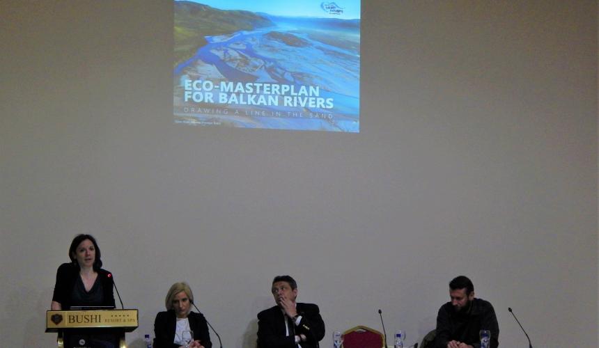 Project manager at EuroNatur foundation Theresa Schiller presents the Eco-Masterplan in North Macedonia. On the panel: Aleksandra Bujaroska, CEO Front 21/42, Jani Makraduli, Deputy Minister for Environment and physical planning and Metodija Velevski, Macedonian Ecological Society © Front 21/42