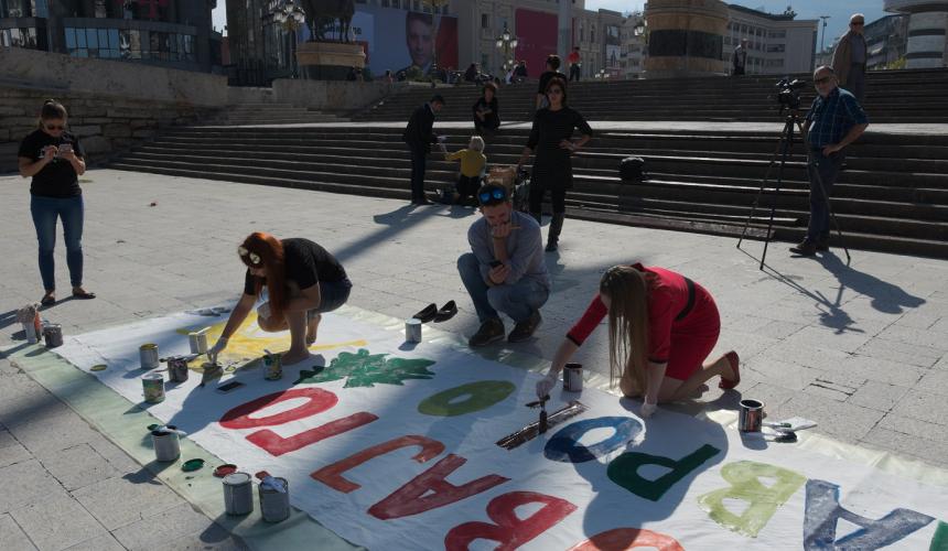 Activists at work © Eko-svest