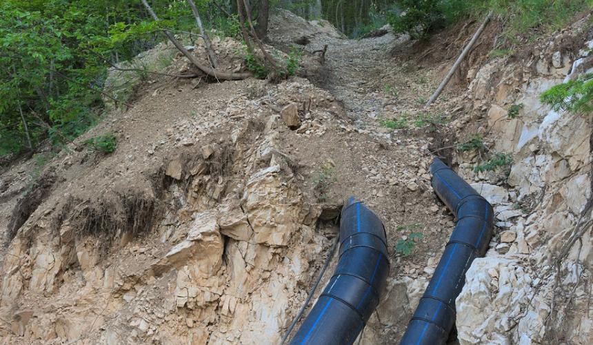 The creeks’ water is diverted through pipes... © Stojan Lešoski