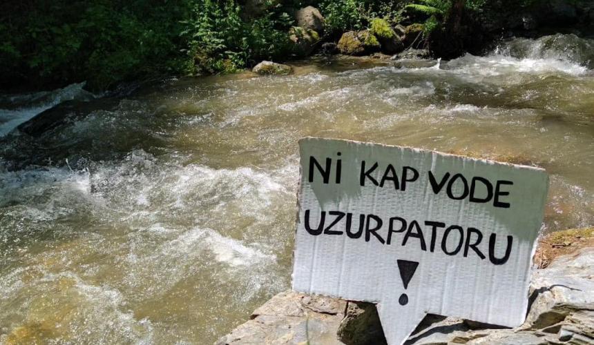 "Nicht ein Tropfen Wasser für den Usurpator" © Aida Paljevac