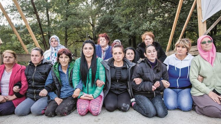 The brave and determined women of  Kruščica, who have been occupying this bridge, 24 hours a day, for over 200 days, to prevent the construction of a hydropower plant. Now they need your support for one day © Andrew Burr