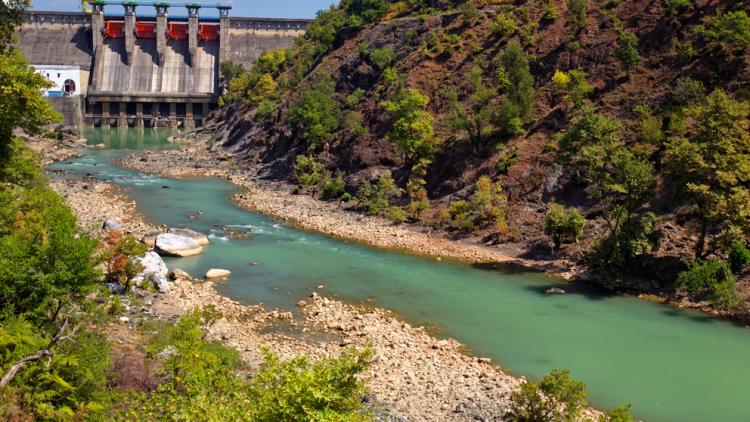 Shkopet dam on the Mat River in Albania. © Goran Šafarek