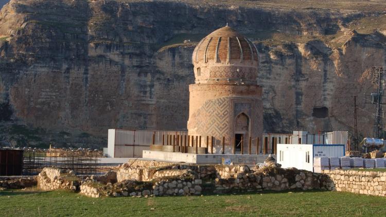 The 600 year old Zeynel Bey Tomb monument is to be relocated for the Ilisu reservoir. The monument would lose its historic and cultural significance due to the relocation. © Hasankeyf Matters