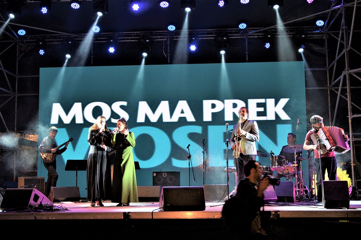 Mos ma prek Vjosën – Hands off Vjosa concert in Tirana © Moris Rama